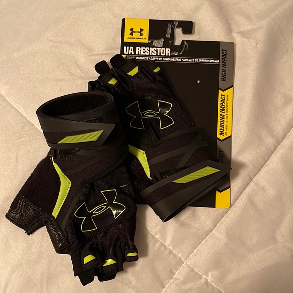 New Under Armor training gloves